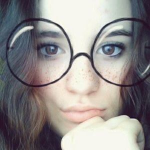 Meet your Posher, Aleshiea